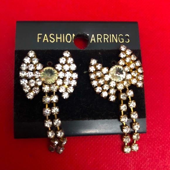 Super cute silver/gold dangly butterfly rhinestone earrings